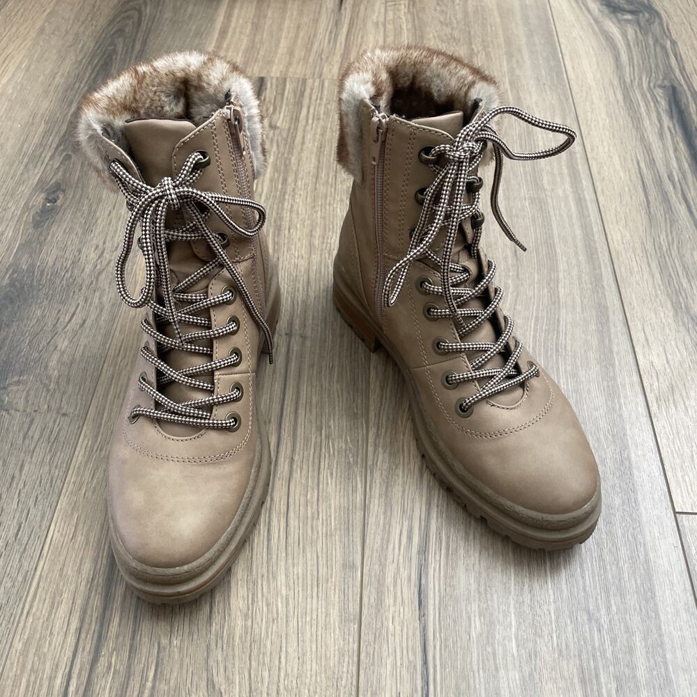 Steve Madden Womens size 8.5 Keystone Tan Lug Hiker Boots Lace Up Combat Moto
